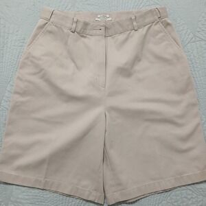 L.L. Bean Original Fit 14 Regular Khanki Color Womens Shorts
